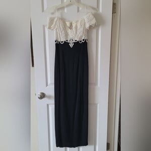 Scott McClintock Off-Shoulder Black and White Maxi Dress